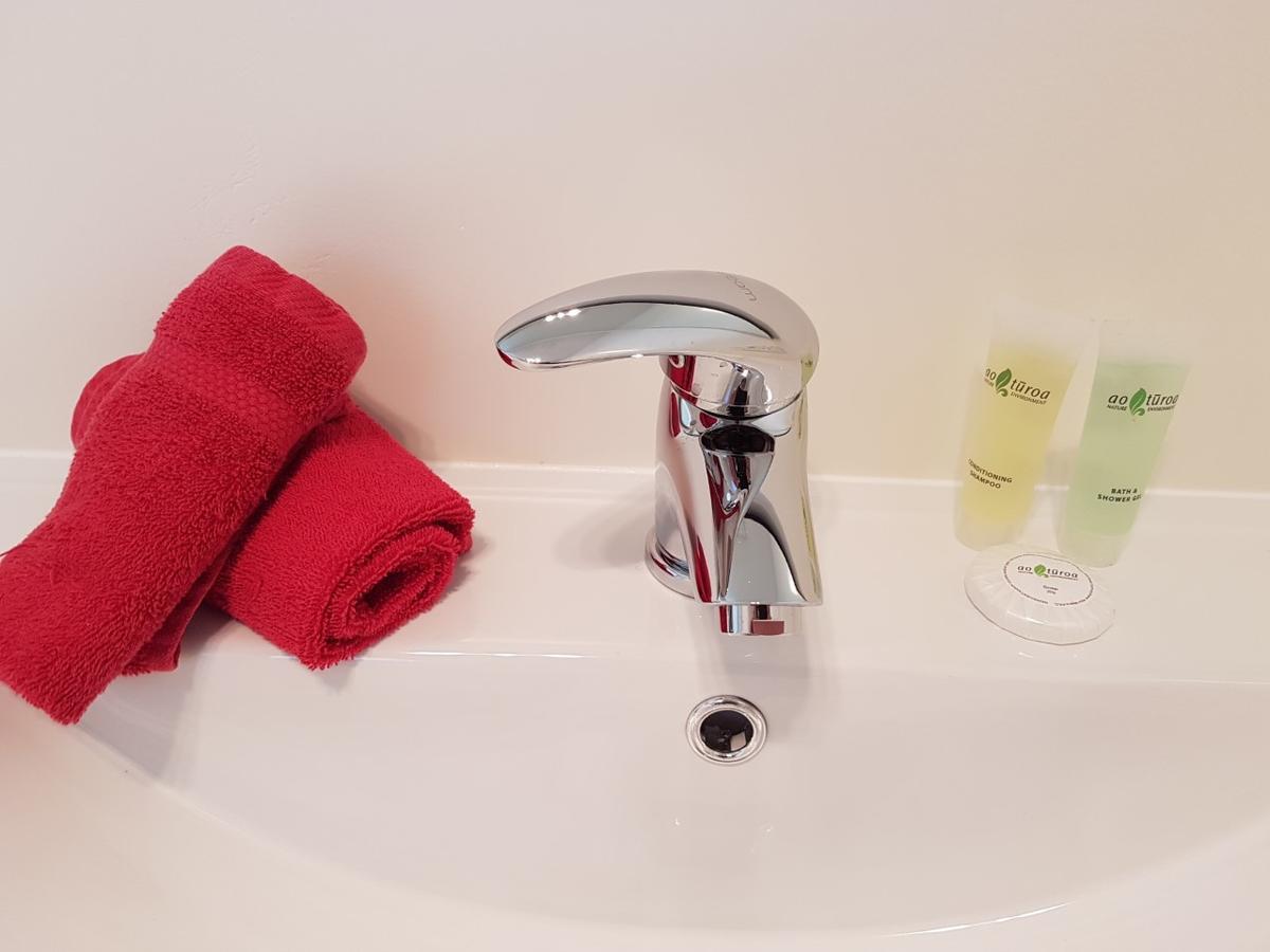 Annandale Accommodation Таупо Екстериор снимка